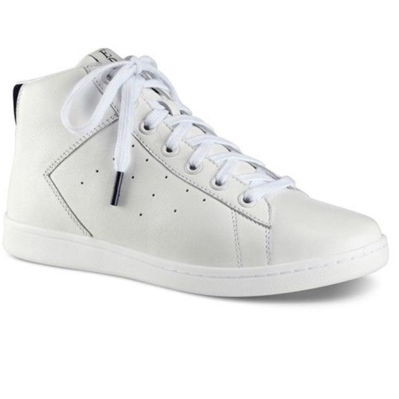 ellen degeneres white sneakers